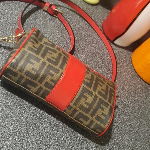 Fendi Bag - Picture 15 of 15
